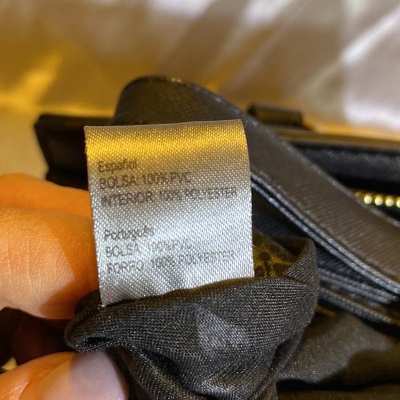 Park Ave Collection black bag with gold trim. - Picture 9 of 13